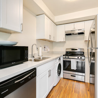CH Kitchen Kitchen at Pasadena Corporate Housing